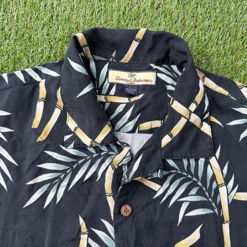 Tommy Bahama Silk Button Up Hawaiian Shirt Large Bamboo Palm Leaf AOP Y2K